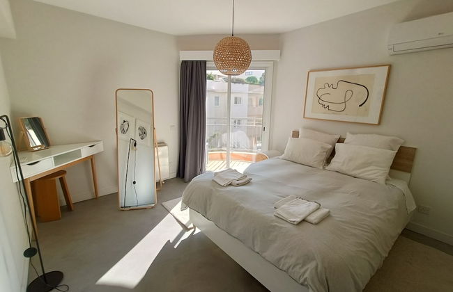 Two Bedroom Condo - Just Renovated & Great Location - Foto 2