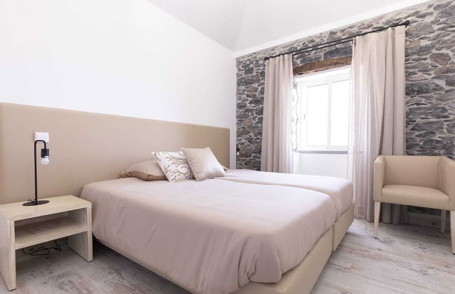 Stay in our Cozy and Wonderful Casa da Rosinha - Photo 3