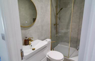 Best in Class - London, Harrow - Foto 4