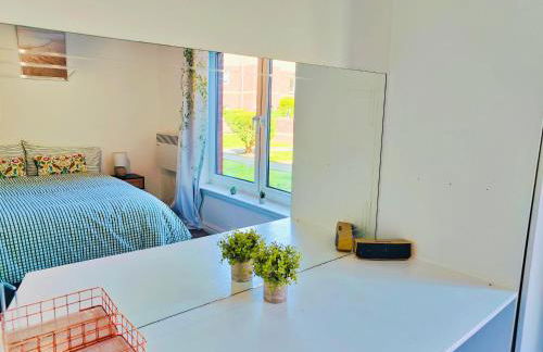 La Casita, Quarry - 2 bedroom Entire Apartment with Free Parking - Foto 16