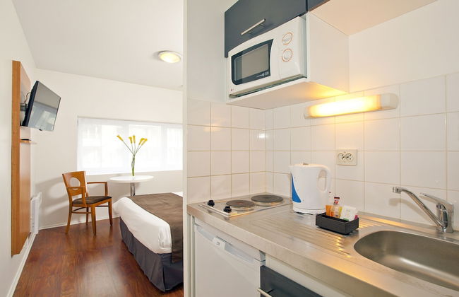 Séjours & Affaires Courbevoie Grande Arche - Foto 12