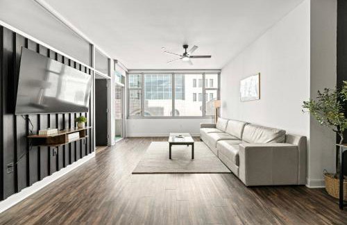 Modern Downtown Dallas City View High-Rise with Balcony, Gym, Pool, Free Parking 7th Floor - Foto 4