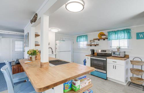 Plum Island Retreat about 1-Block Walk to Beach! - Foto 10