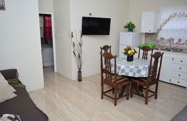 Justinn Apartments - Foto 11