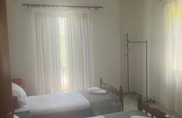 ELAIA by the sea guesthouse - Photo 18