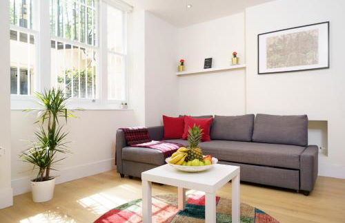 2 bedroom flat in Pimlico & Westminster - Photo 24