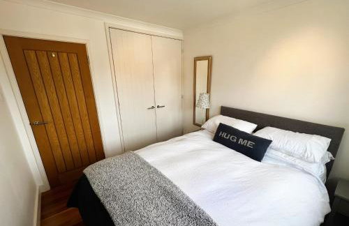 North Quay - Pet friendly Luxury Townhouse overlooking Bembridge Harbour - Photo 42