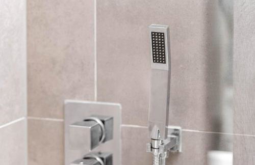 Luxury Apartment - Balcony - City Centre - Fast WiFi - Netflix 403D - Foto 38