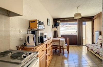 STUDIO 4 PERSONNES PIED DES PISTES AU RDC AVEC TERRASSE - Photo 6