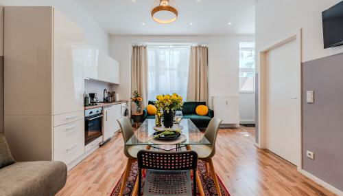 Spacious, central 3 room flat with gym & play area - Foto 2