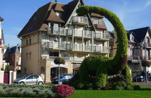 Plazza front de Mer - Photo 5