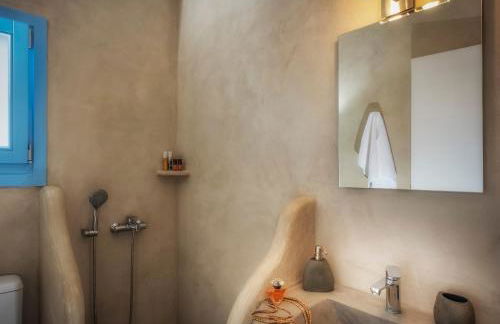 Ammos Studios - Photo 29