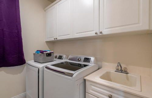 Coachella Play - 6BR Multi-Gen Fun Zone and Retreat with free heated pool - Foto 53