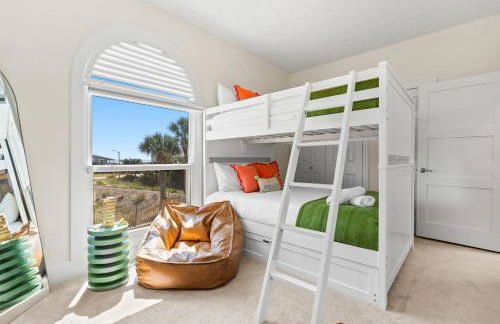 LayLow Oceanview House , Hot Tub, Arcade & Golf - Foto 24