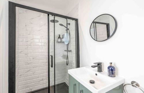 Luxe Ocean+playroom+Seascape - Photo 16