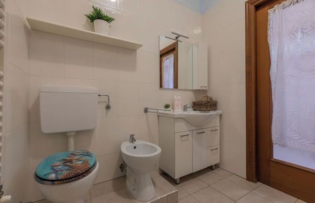 Turin Lifestyle Apartment - Photo 17