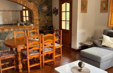 RuralRusticHome - Photo 6