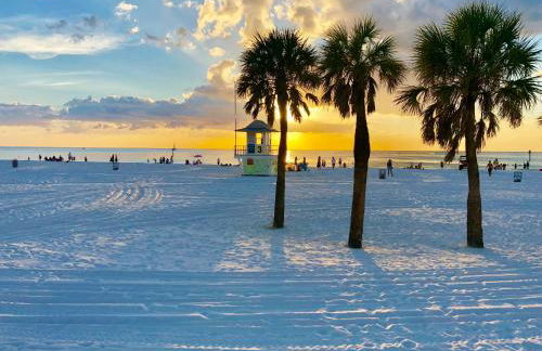 Garden Paradise RV Camper near Clearwater Beaches - Foto 23