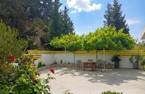 Seascape Village - Spacious 3-Bed Apartment with Private Garden and Parking - Foto 1