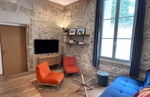 Chic Renovation of Medieval Monastery - Foto 11