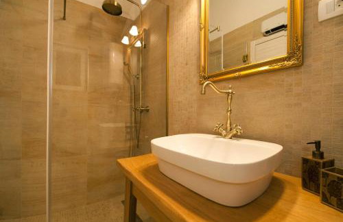 Luxury Villa Nature with heated private pool, sauna & fire pit, a short walk to the beach - Photo 80