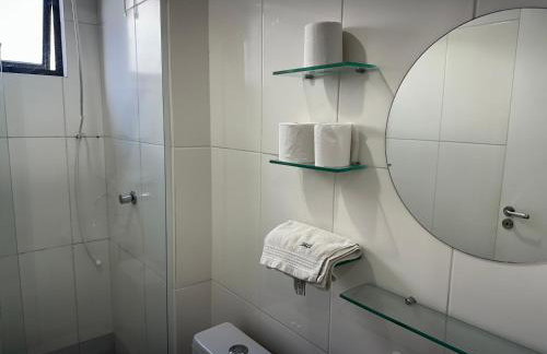 2 Quartos, Espaçoso e Completo, com Internet Wi-Fi e Garagem - Foto 4