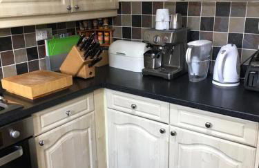 Quiet times away from city noise, but not too far! - Foto 29