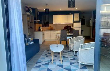 Plein centre Auray - Spacieux duplex T2 avec grande terrasse ensoleillée - Foto 11