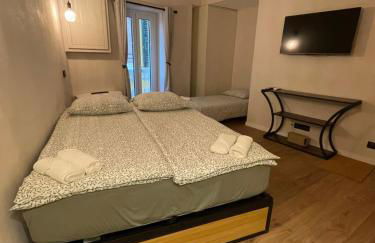 Refurbished apartment in the Old Town, steps from the beach - Foto 7