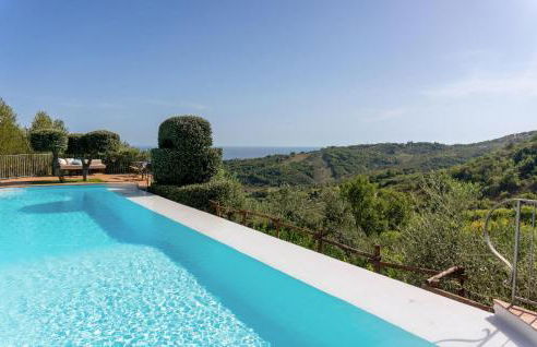 Nice Apartment In Casal Velino - Foto 10