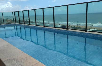 Apartamento Quarto e Sala, varanda, vista mar com infraestrutura - Foto 28