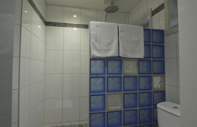 Luxurious Accommodation, Sauna, Hot Tub, Solarium, Private Bathrooms - Photo 16