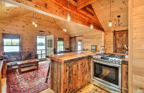 Lakefront Cottage Boat Dock, Patio and Kayaks! - Foto 8