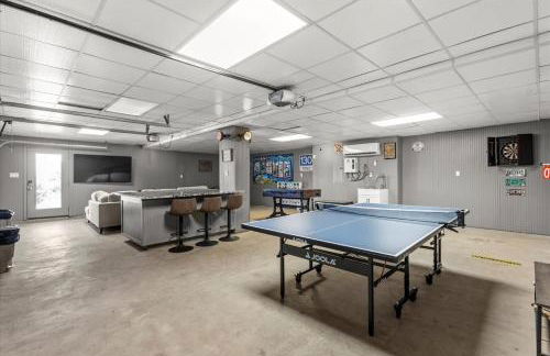 Scenic 5-Acre Retreat with Hot Tub Pool & Game Room - Foto 37