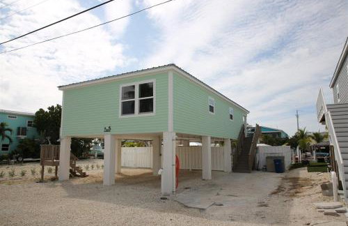 Seas the Day - Spacious Waterfront Pool Home, 50` Dock! - Foto 36