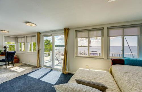 Luxurious Waterfront Home, 4 Mi to Sponge Docks! - Foto 28