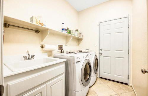 Secluded Private Golf Pool Home with Game Room - Foto 18