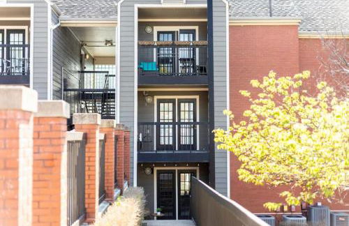 Stylish Downtown Nashville Condo with Patio & Free Parking - Foto 35