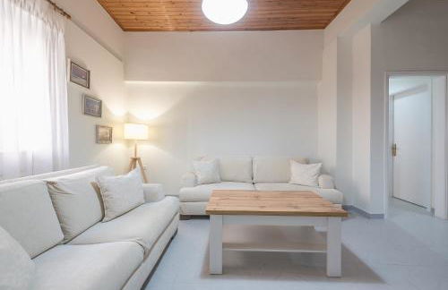 In the center of Messolonghi - Photo 49