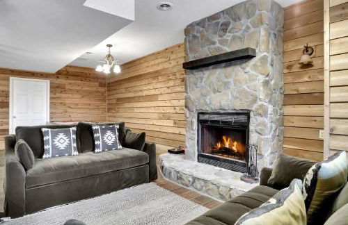 5 Bedroom Suites Hot Tub Jacuzzi Tub & Game Room - Photo 52