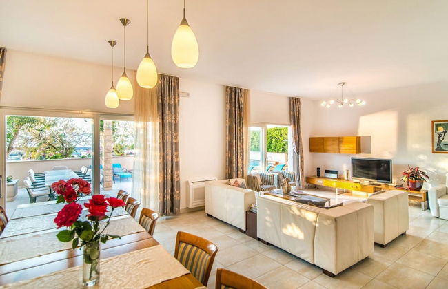 Magnificent Villa in Supetar With Swimming Pool - Foto 22