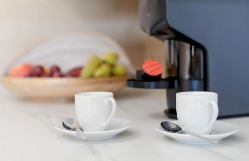 Modern 2 bedroom apt 20 min from city center - Foto 39