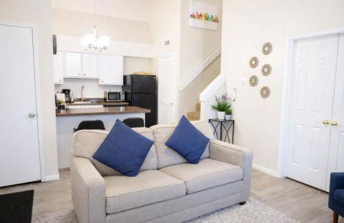 Two Bedroom Loft*Great Location*Award Winning Beds - Foto 4