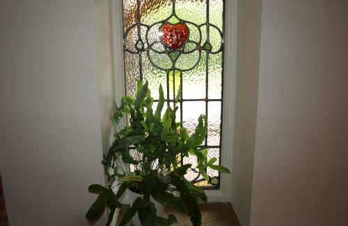 New Bury Cottage near Goodwood - Photo 4