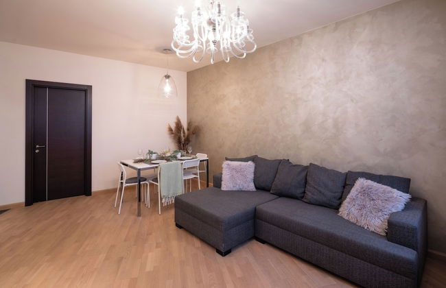 Audeju Two Bedroom With Two Bathrooms - Photo 27