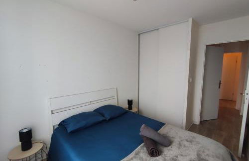 T3 lumineux avec grande terrasse et parking sécurisé - Foto 11