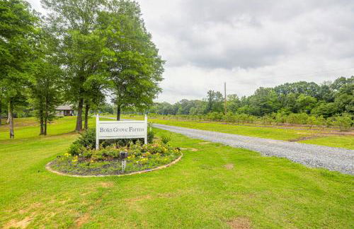 Farm and Lake Views Rural Mississippi Loft Apt - Foto 26