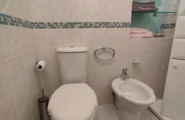 Dimora Fenni - Appartamento elegante nel cuore di Monte Isola con Wi-Fi e aria condizionata - Foto 11