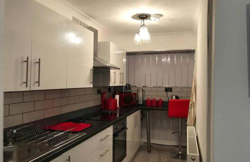 Tranquil Welsh Mountain Gem, Abertillery, Wales - Foto 18