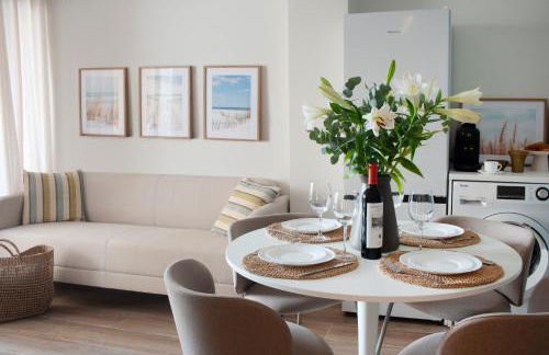 Apart moderno con vista al mar, Piscina, Parking - Photo 26